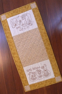 Picture of Halloween & Thanksgiving "GoldWork" Table Runner