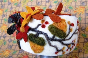 Picture of Acorn & Oak Pin Cushion 