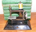 Picture of Black Little Betty Sewing Machine