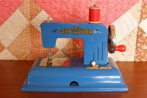 Picture of Blue KAYanEE Sew Master