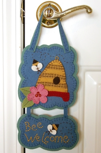 Picture of Bee Welcome Sign KIT