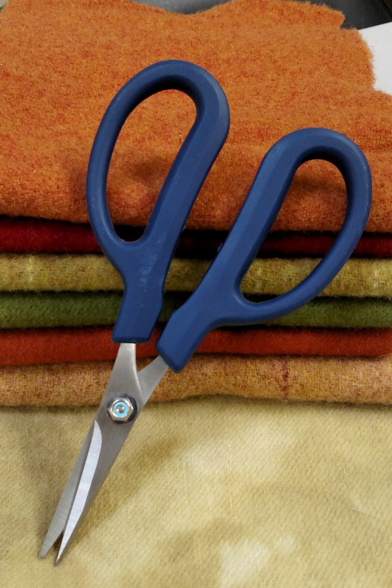 The Perfect Scissors for Wool & Cotton Applique