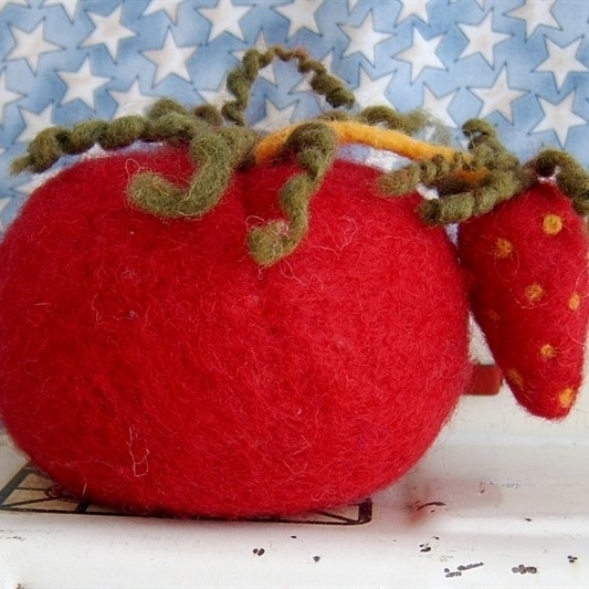 Needle Felted Tomato Pin Cushion