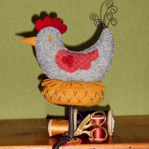 Gray Speckled Hen Make-Do - Wool Applique Pattern