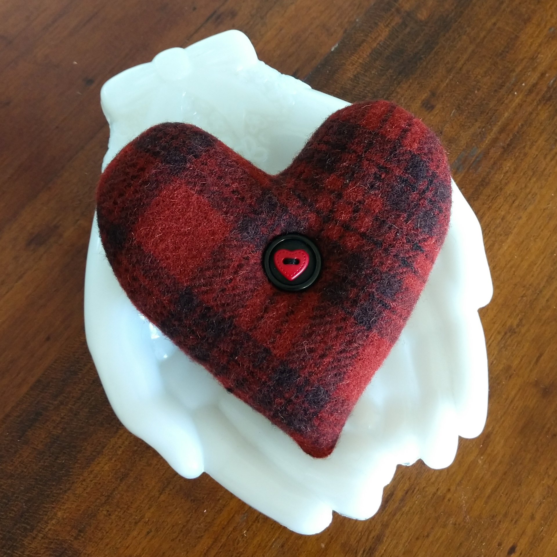 Wooly Valentine Heart Wool Applique Pin Cushion Download