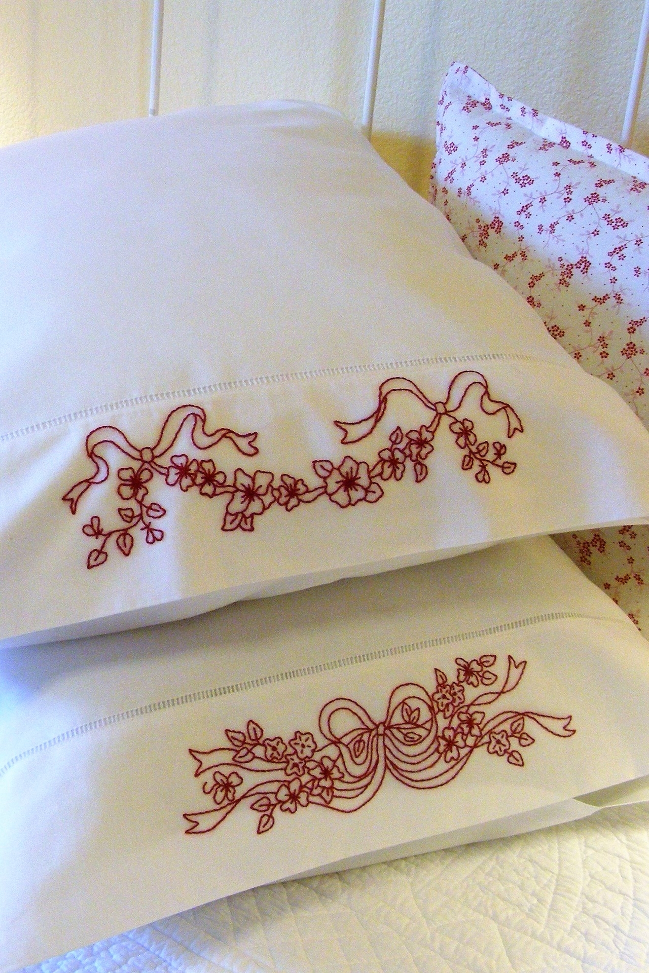 Blossoms & Ribbons RedWork Pillowcase Hand Embroidery Pattern Download
