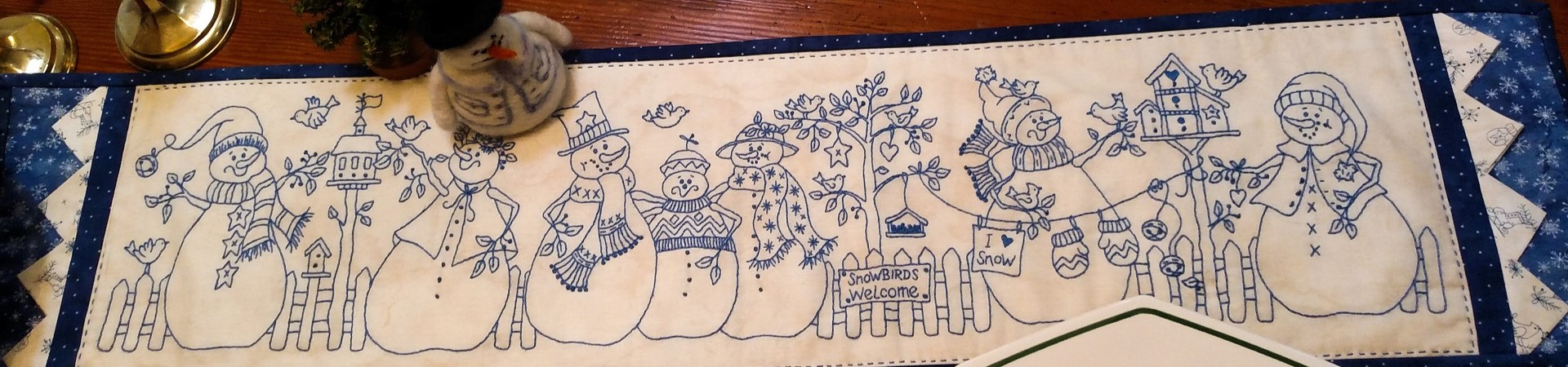Yard of Snowmen Embroidery Pattern
