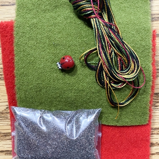 Picture of Grandma's Tomato Pin Cushion Materials Packet