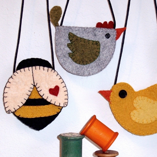 Little Critter Purses - Wool Applique Pattern