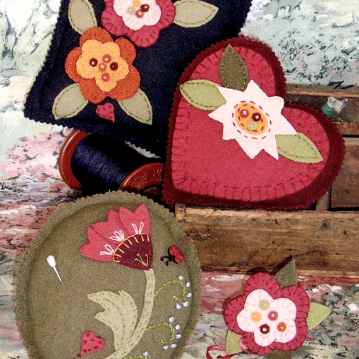 Picture of Elegant Floral Pin Cushions - Wool Applique Pattern - Download