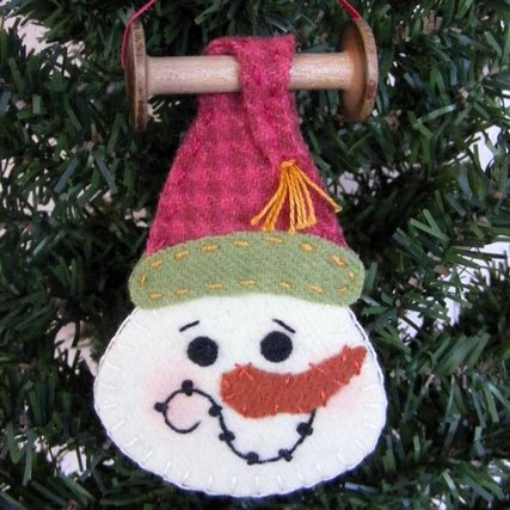Picture of Bobbin Applique Snowman - Wool Applique Pattern - Download