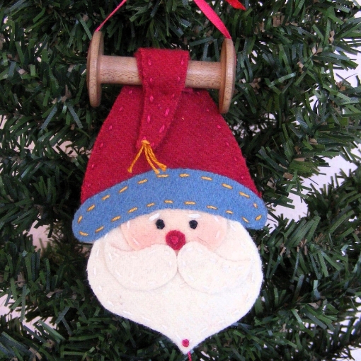 Picture of Bobbin Santa Ornament - Wool Applique Pattern - Download